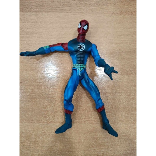 Marvel Legends - Spiderman Soak 'N' TOSS Toy Biz 2002 Action Figure Blue Possible 6.25" [Used-no box]